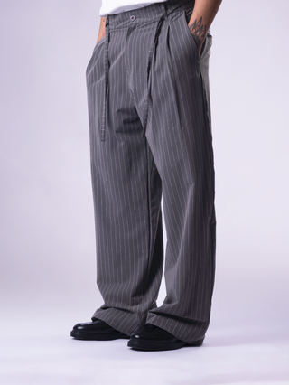 PLEATED LINE PANT