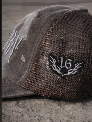 REBORN AIRBRUSH DISTRESSED CAP