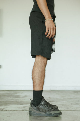 TEXTURED SHORT