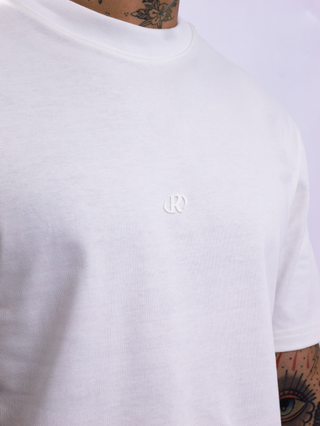 ESSENTIAL REGULAR TEE