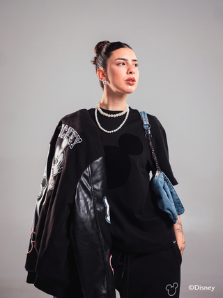BLACK RELAX DISNEY TEE
