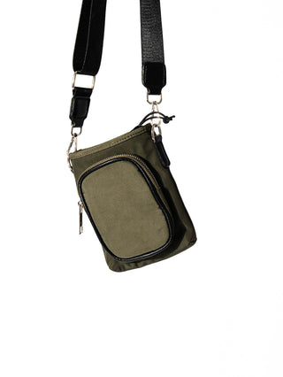 USEFUL CROSSBODY